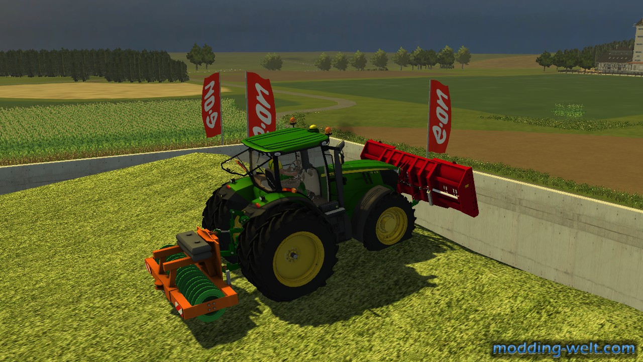 John Deere 7260r auf Siloberg