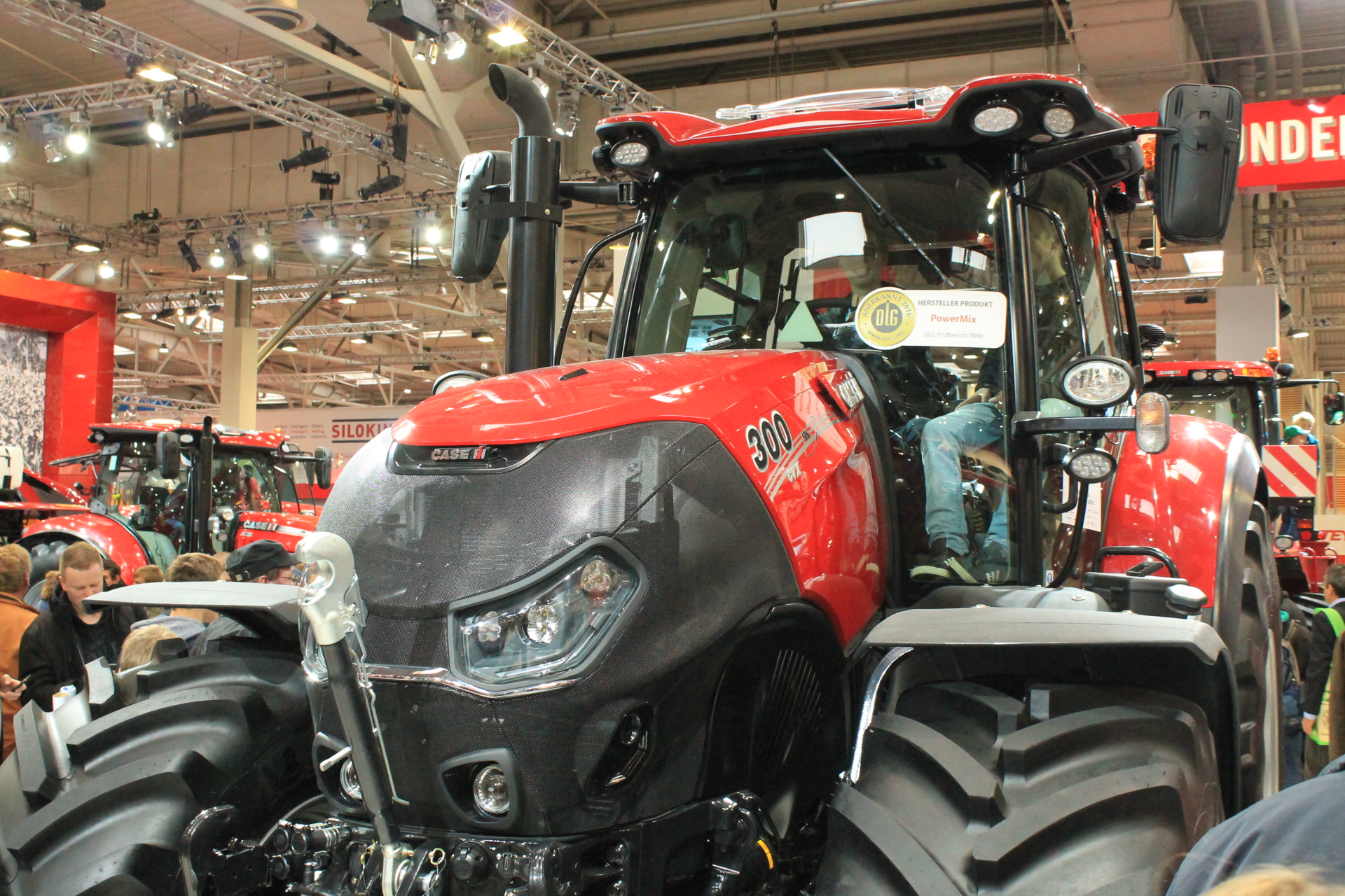 Case IH Optum 300 CVX