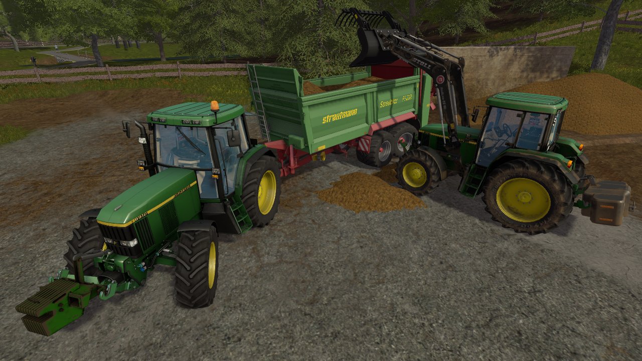 John Deere 6910 mit neuem Strautmann und John Deere 6610 am laden