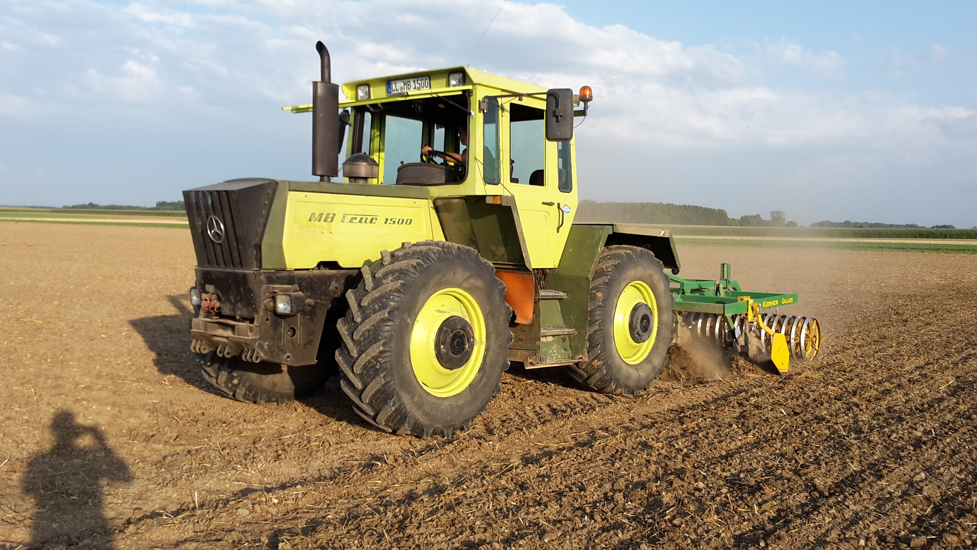 MB Trac 1500 mit Kerner Galaxis