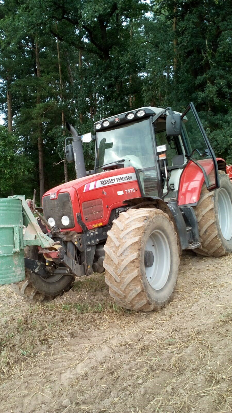 letzten Sommer Ausfallgetreide grubbern