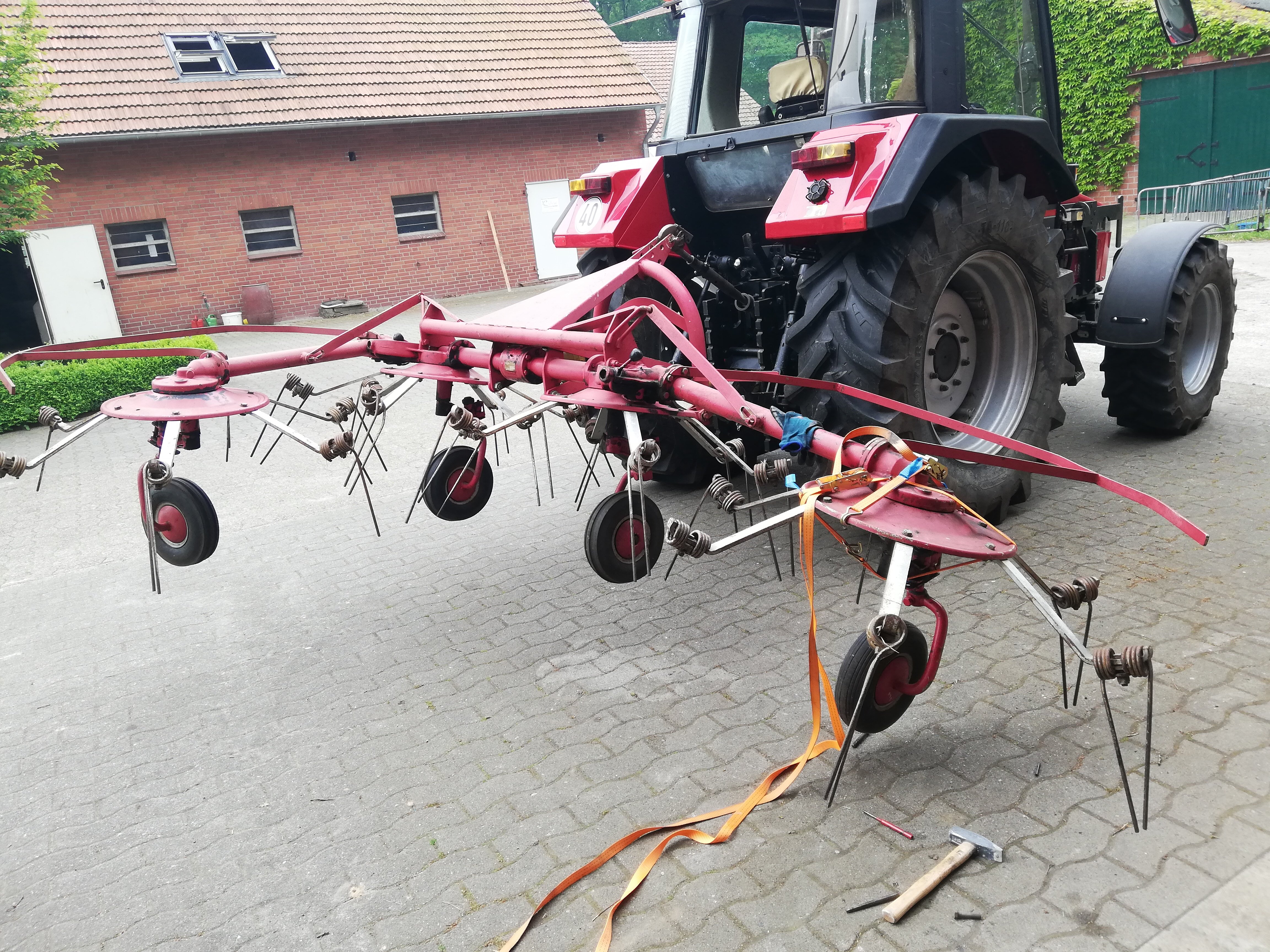 Bisschen Schrauben muss auch sein^^