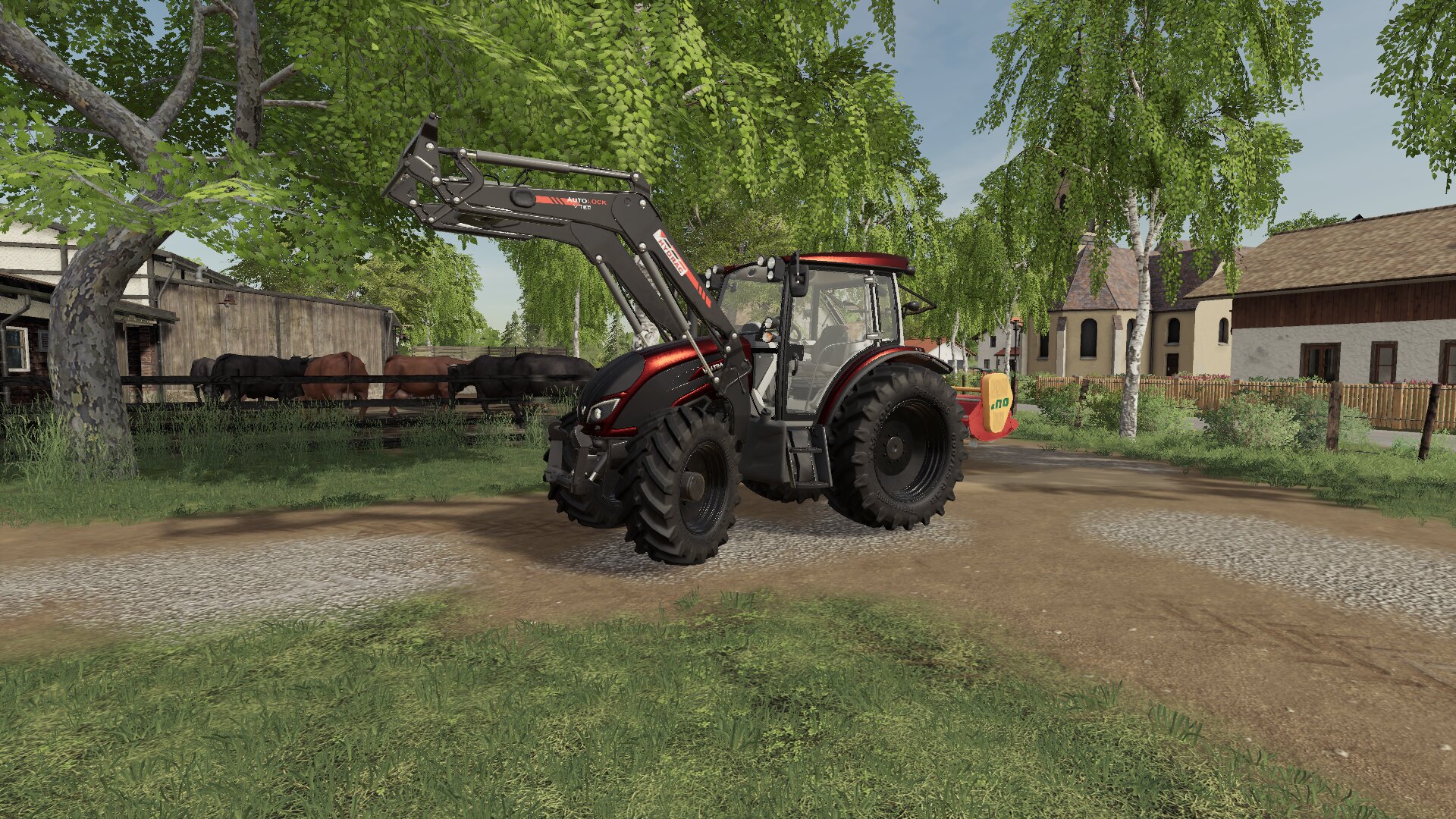 Zwei Neuanschafungen auf einmal Vatra A mit 110PS und Frontlader, und einen 2,7m Mulcher! Dafür ist der 716 gegangen.