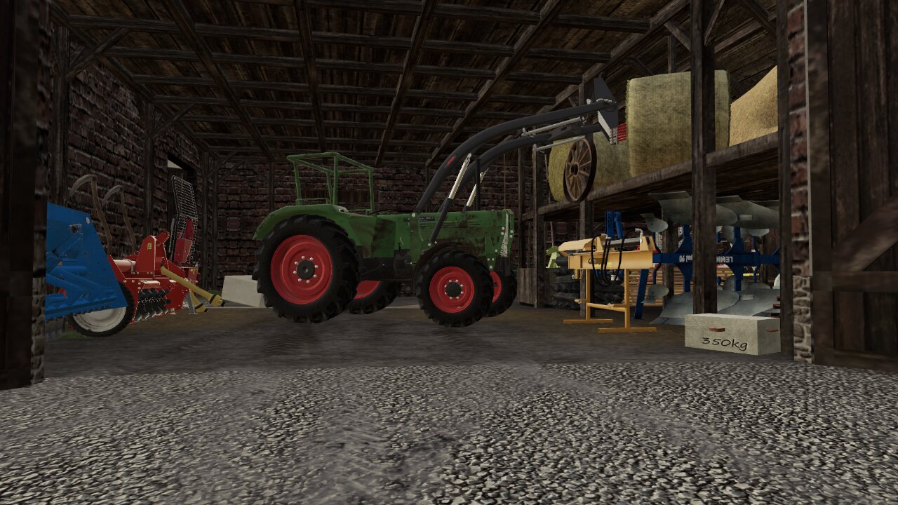 Heuballen einlagern mit den Flaggschiffen Fendt Farmer 106sa und Fendt Farmer 102s