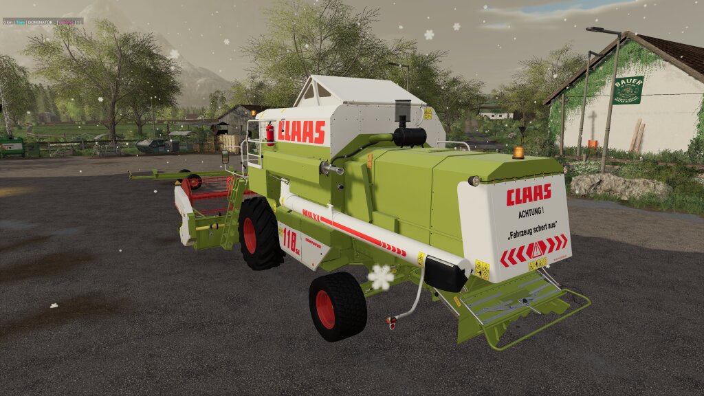 Beim Händler entdeckt Claas Dominator 118 SL mit Michelin Bereifung fürn Schnäppchen.