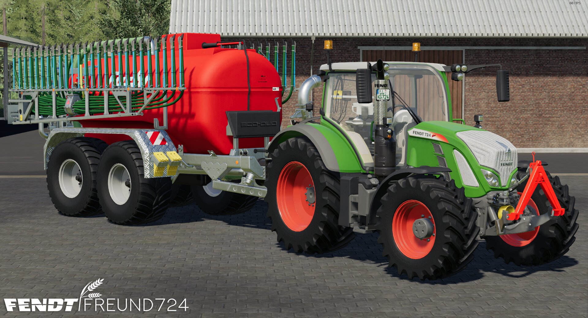 Fendt 724 Vario S4 mit 15 Kubik Fuchsfass und 15m Bomech Schleppschuh.