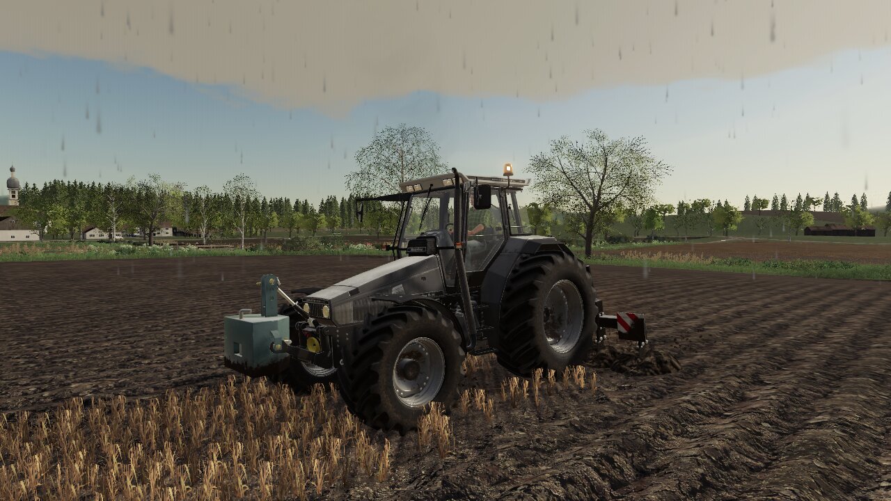 Mit dem Deutz am Pflügen