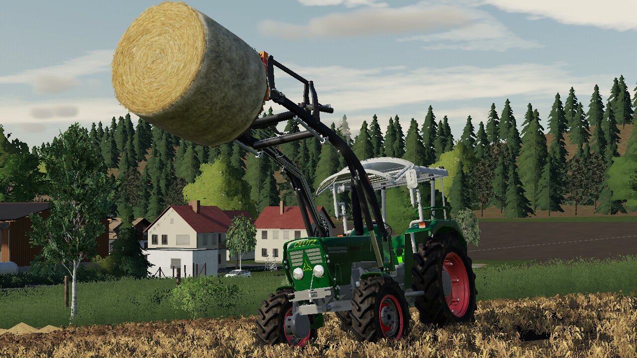 Deutz 5006 am Ballenladen