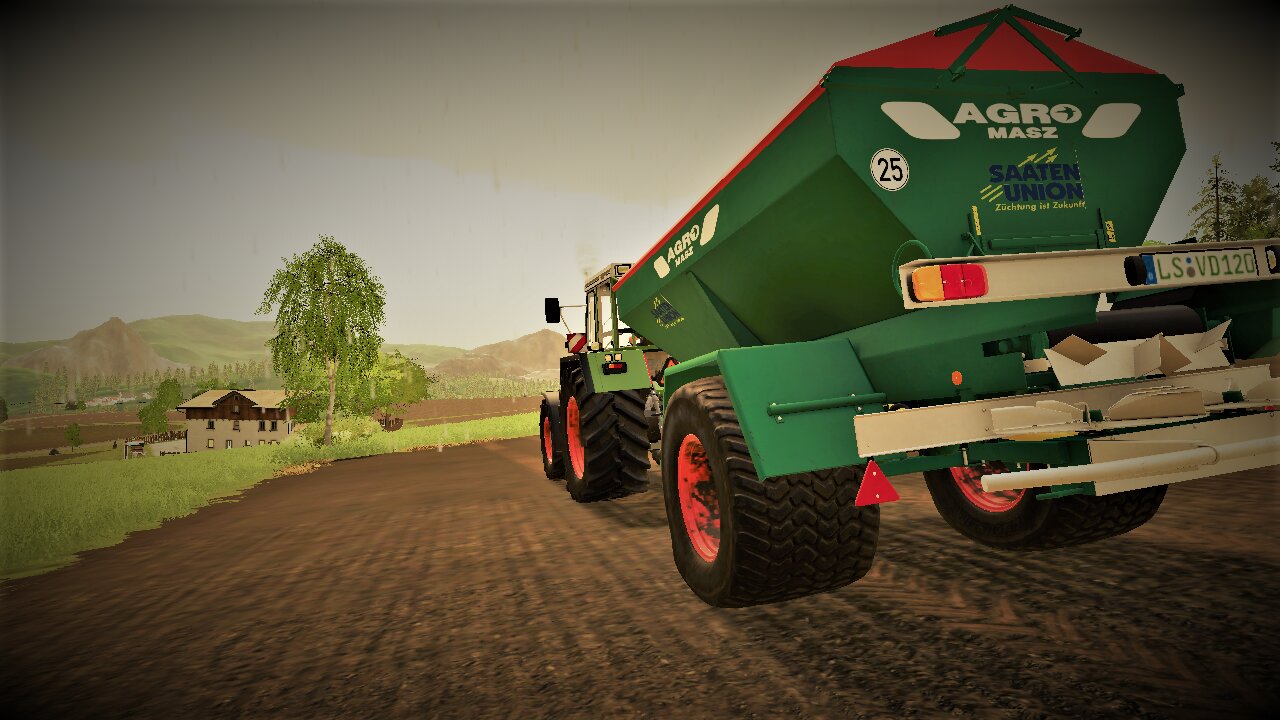 Düngen mit dem Fendt 615 LSA