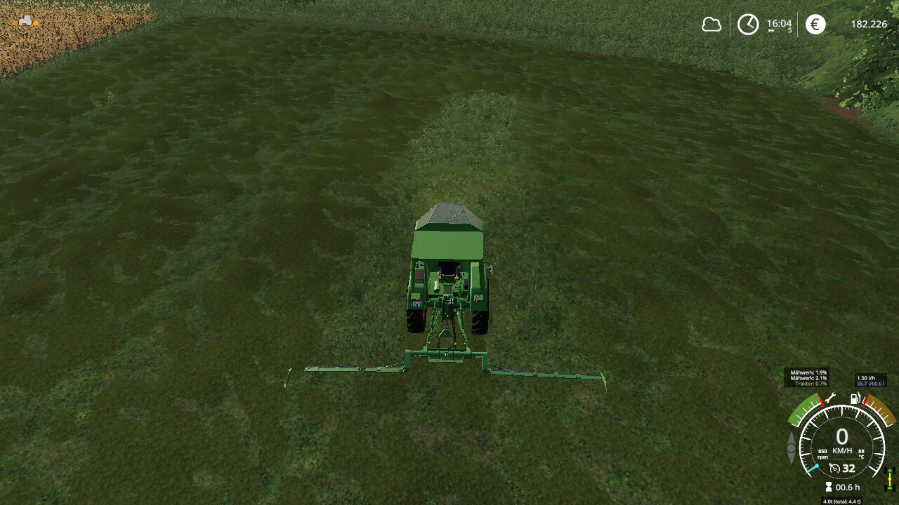 Fendt am mähen.