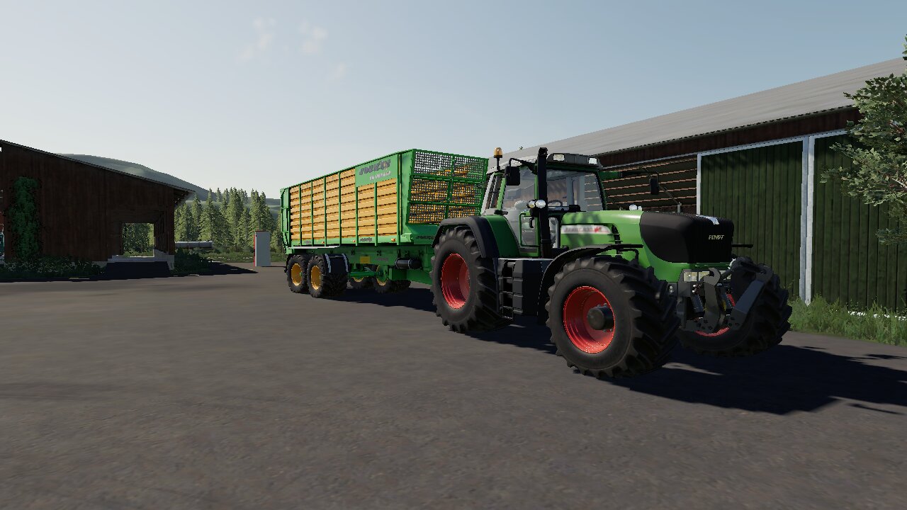 Fendt Power vorm Silowagen