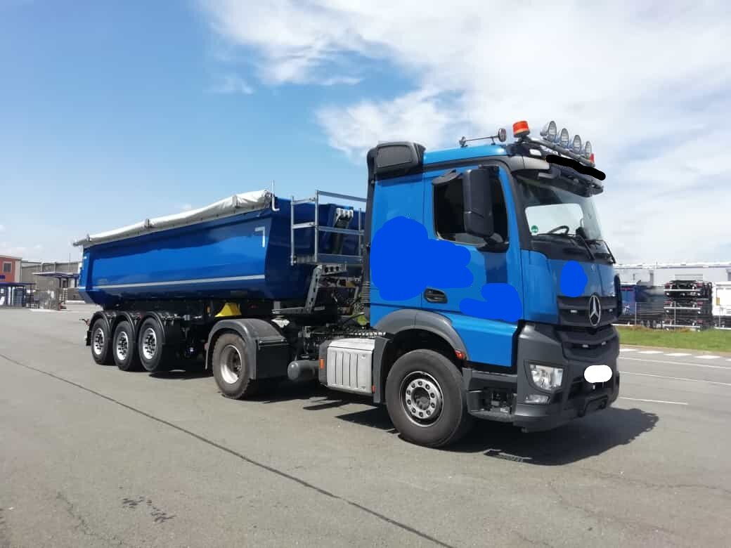 Neue Mulde geholt
