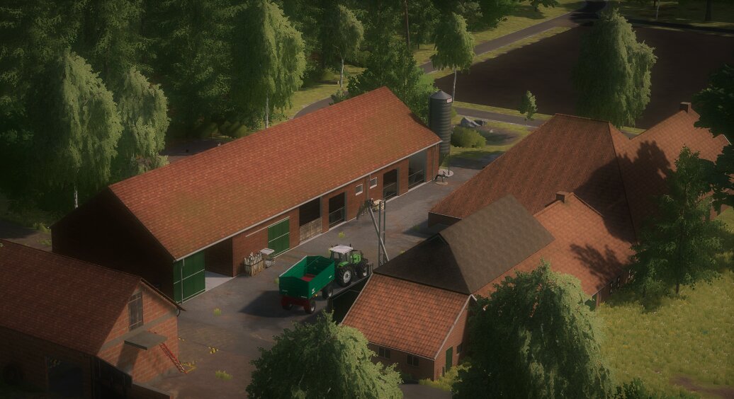 Schweinehof mit kleinem Kuhstall