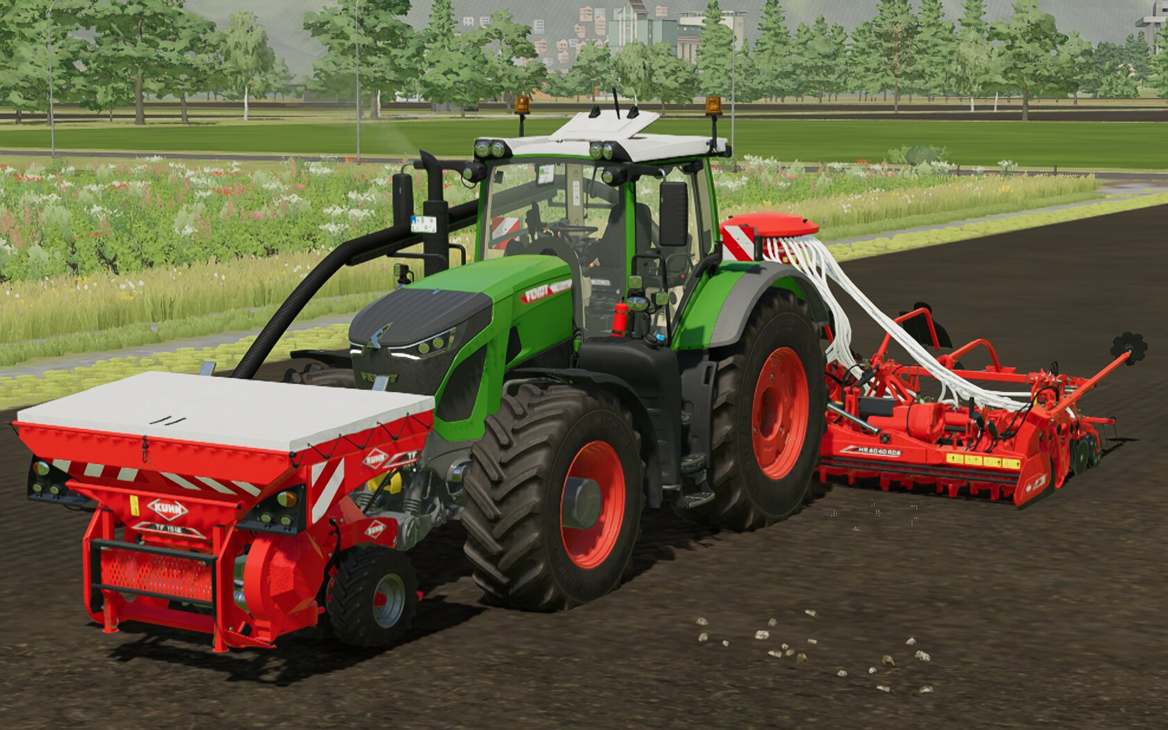 Fendt 933 gen7 mit Kotte, Köckerling und Kuhn