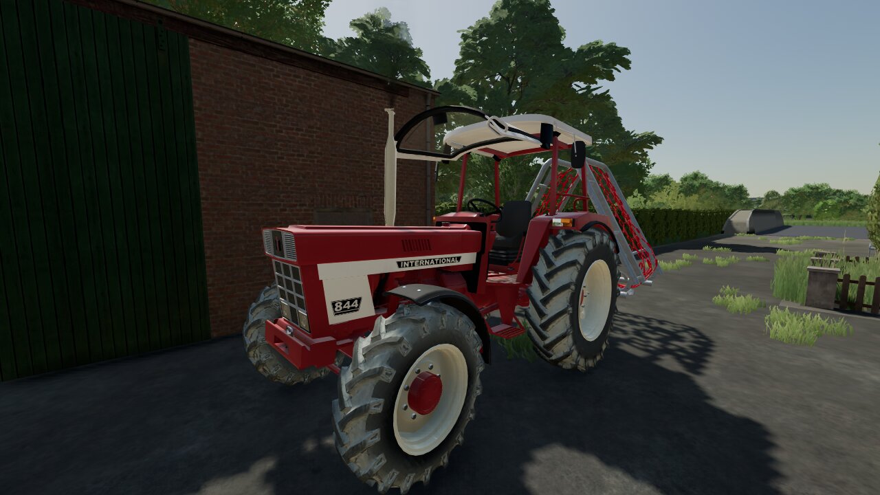 Kleinster Schlepper vom Hof