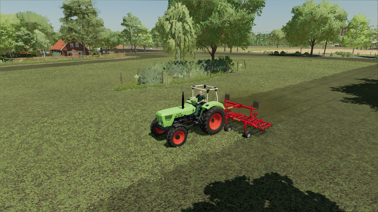 Deutz Fahr 7206 beim Striegeln auf der Lieper MAp