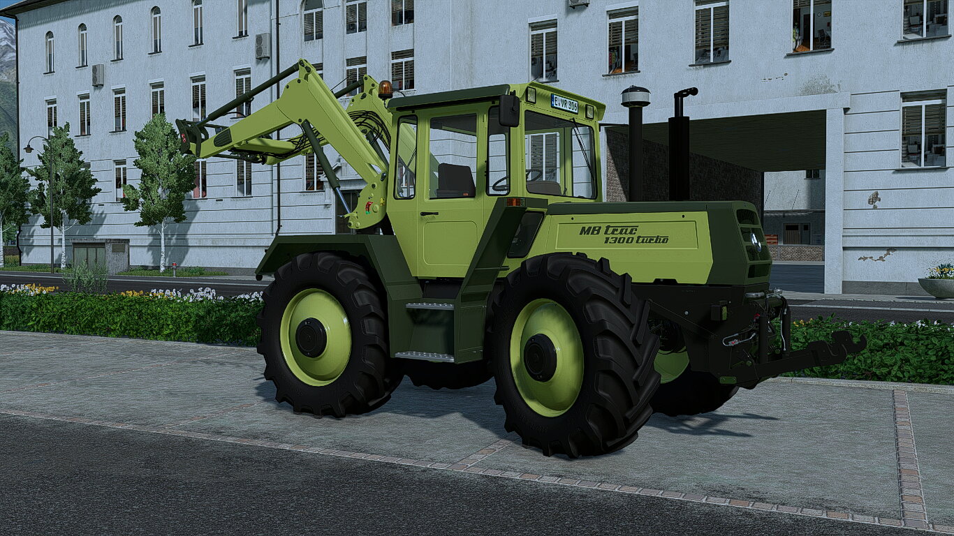 MB Trac mit Hecklader