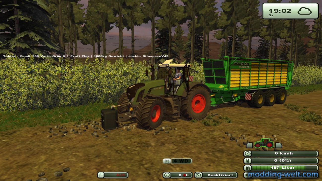 Neuer Fendt 939 aufm Hof