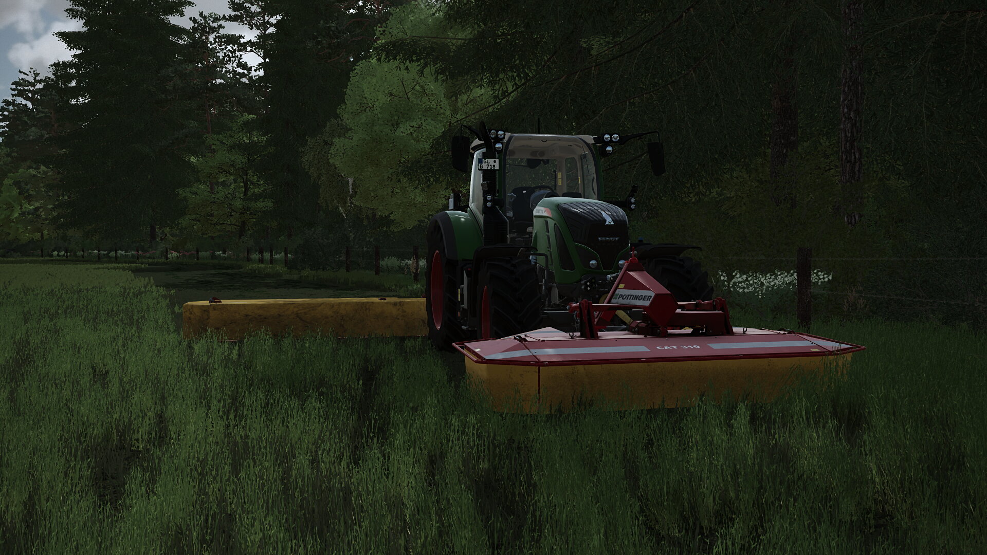 Fendt am mähen