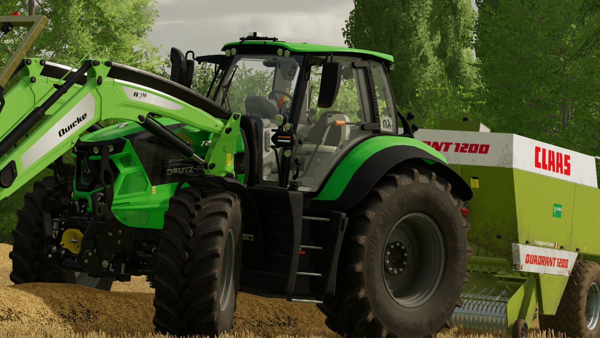 Pressen mit dickem Deutz-Fahr 7250 TTV