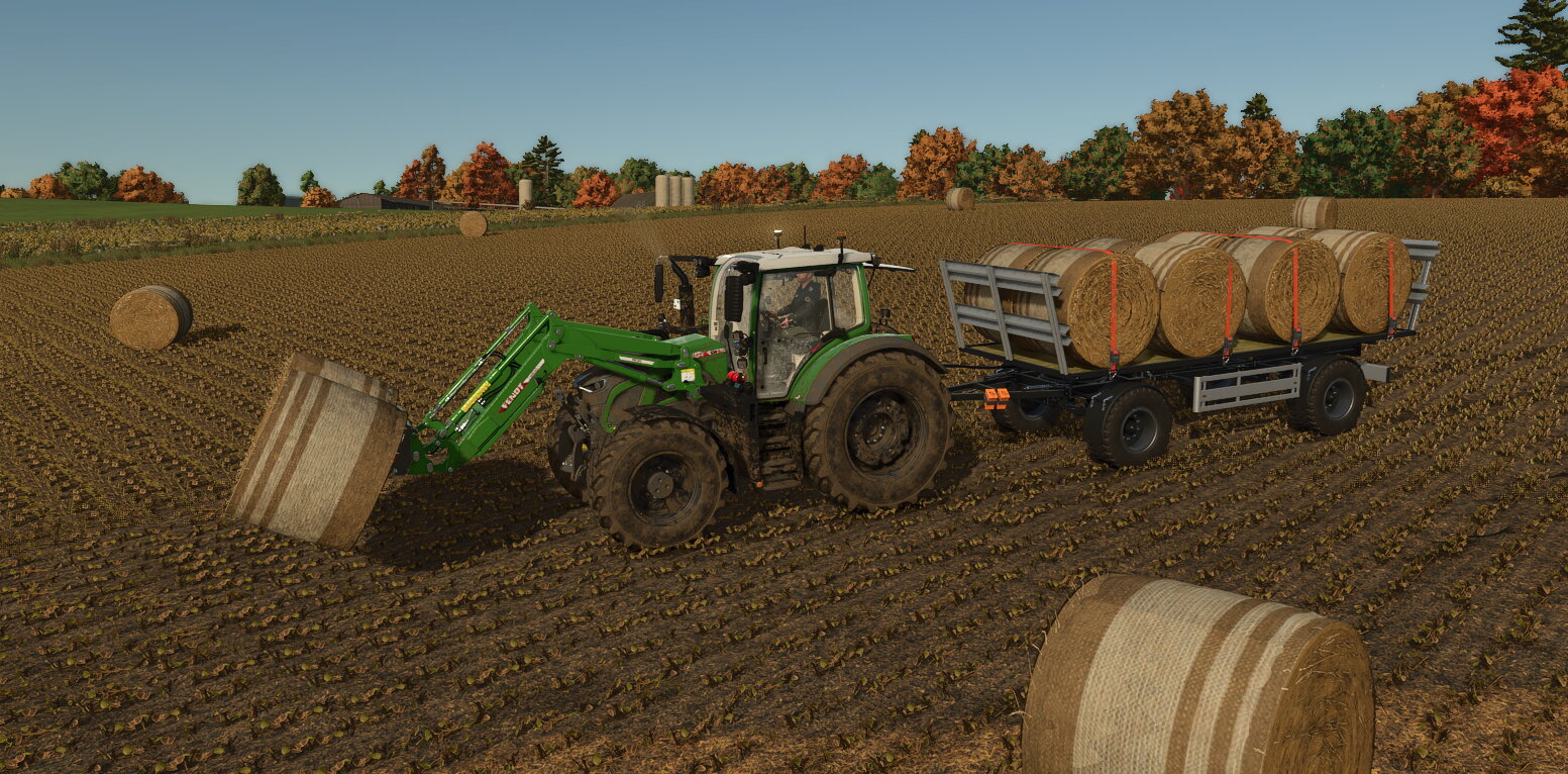 Mit dem 620 bei der Strohbergung.