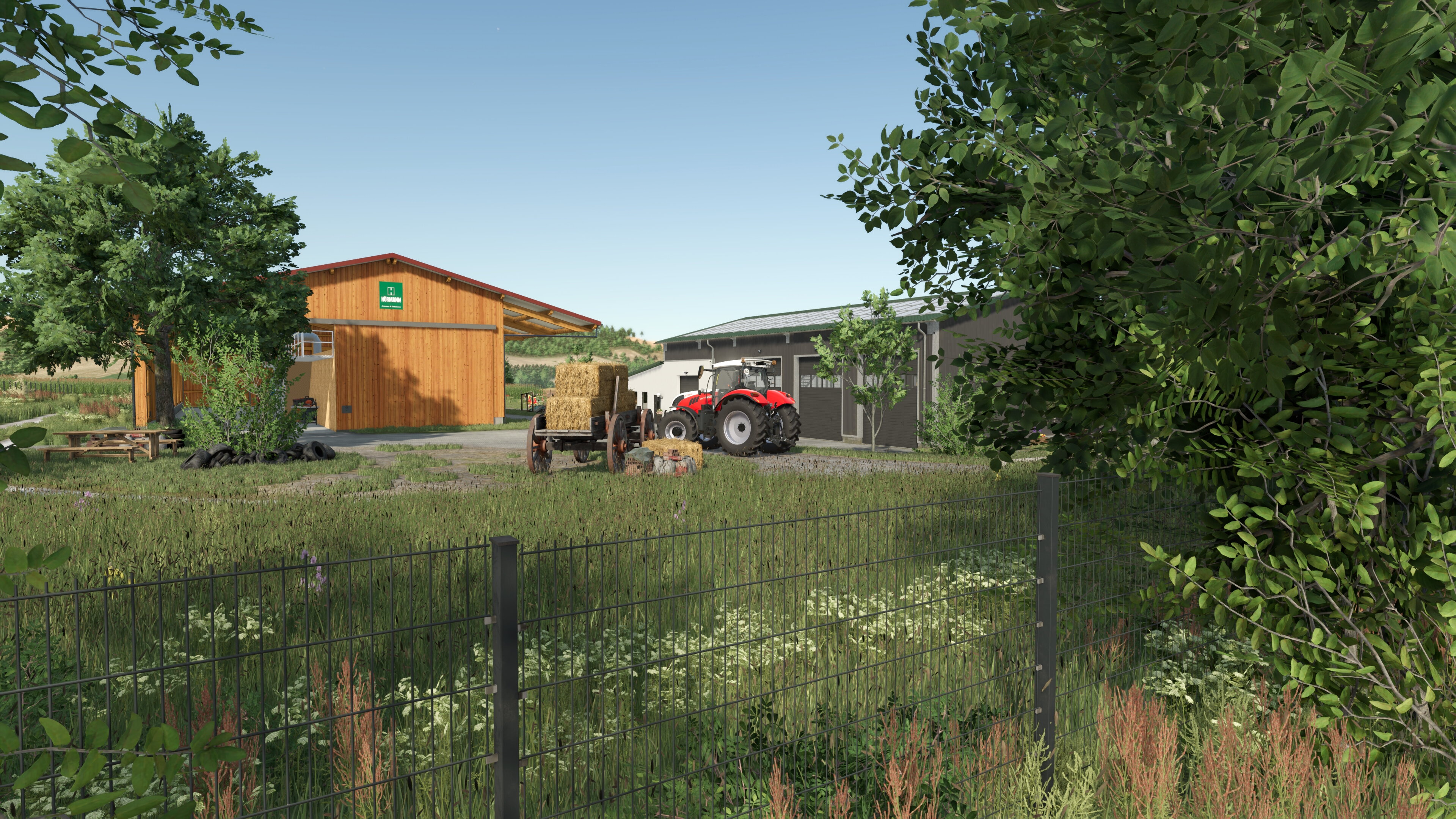 Der Fahrzeughändler und die Heutrocknung in Oberradach.