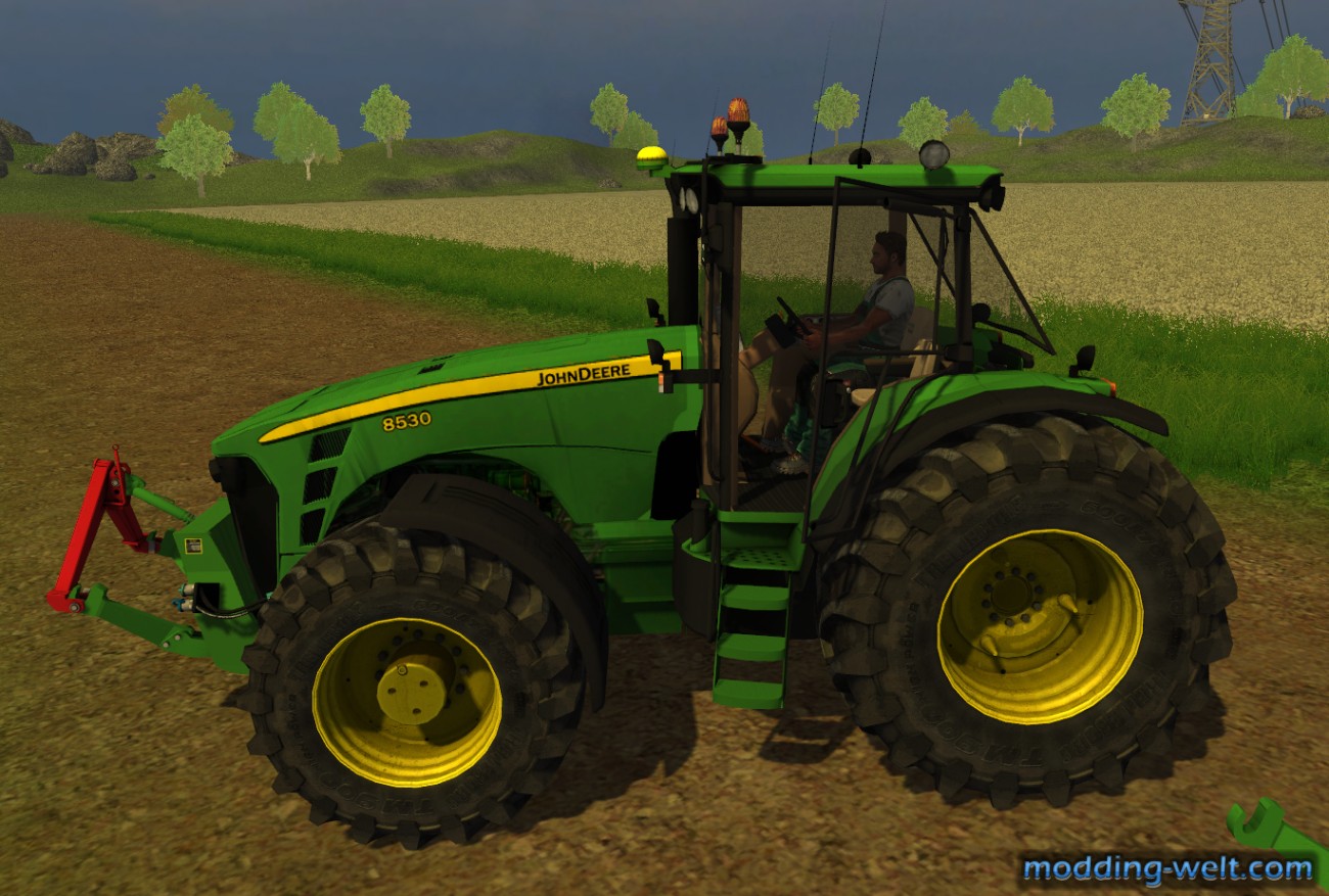 John Deere 8530