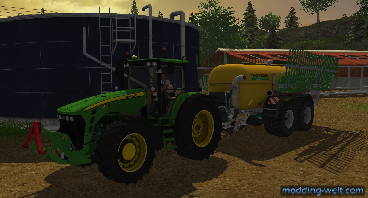 John Deere 8530