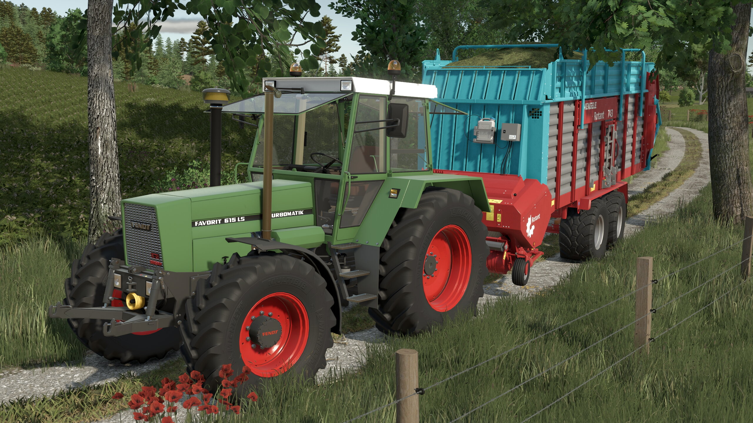 Fendt 615 LS auf der Bergisch Land am Gras fahren