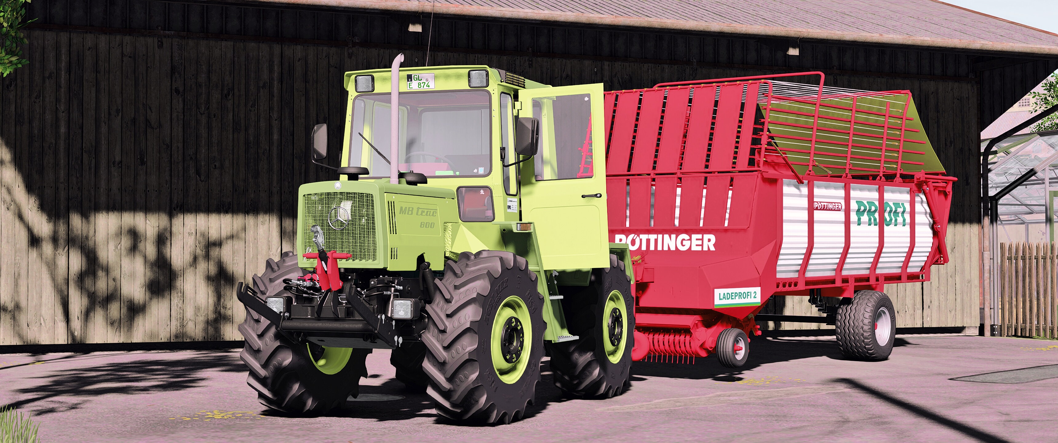 Trac mit Ladewagen