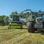 Fendt 724 mit Bergmann HTW & Claas Jaguar 970