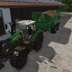 Die nächste Arbeit wartet schon, Kompost Streuen.