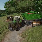 Zum Abladen auf den Hof.