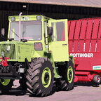 Trac mit Ladewagen