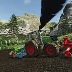 Fendt 313 Vario TMs am Wintergerste säen