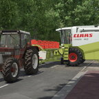 Es geht los, das Getreide wird vom Halm geholt