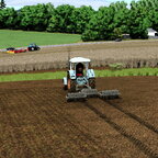 Große und kleine Aktivität auf den Feldern